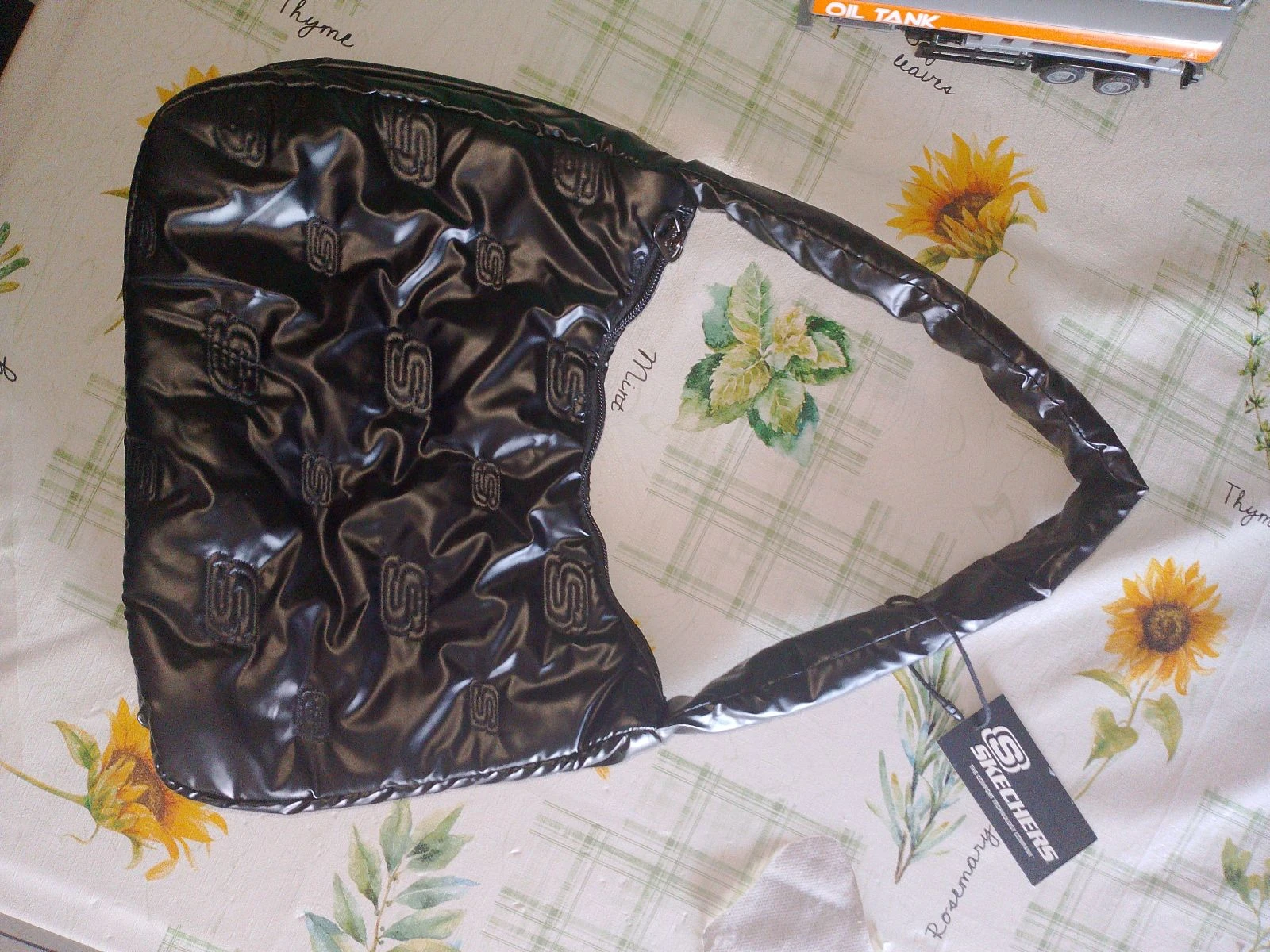 Sac cabas matelassé noir Skechers - Neuf avec étiquette